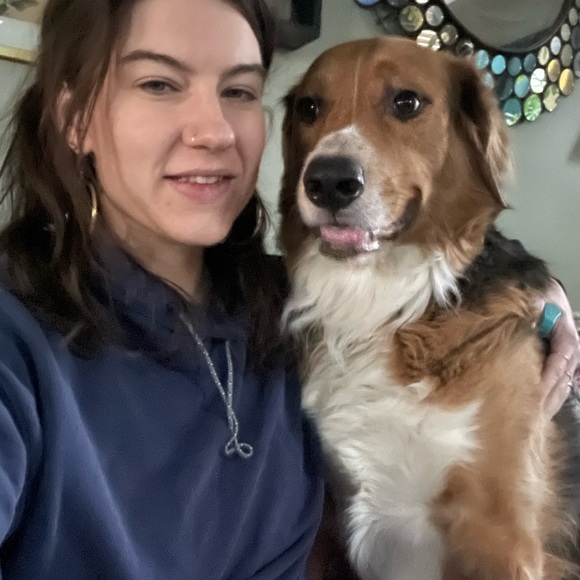 Meet your Posher, Ally - Picture 3 of 12